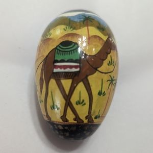Vintage Handcrafted Camel Desert Scene Paper Mache Egg. Made In India